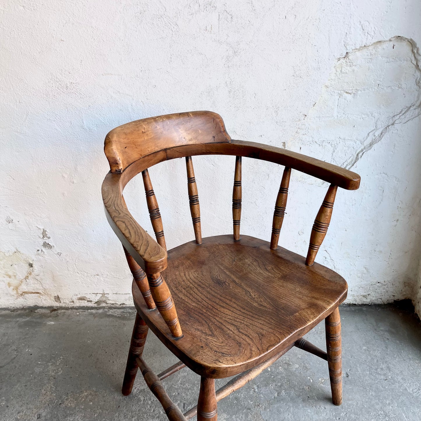 Antique Elm Smokers Bow Chair - #2041