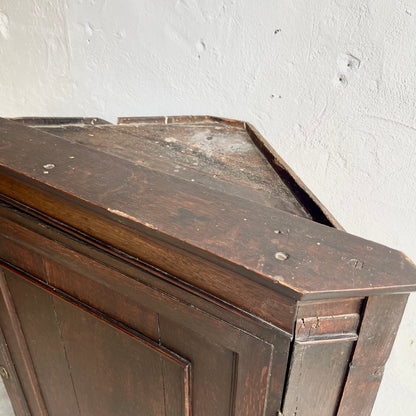 Antique Victorian Corner Cupboard -#1204