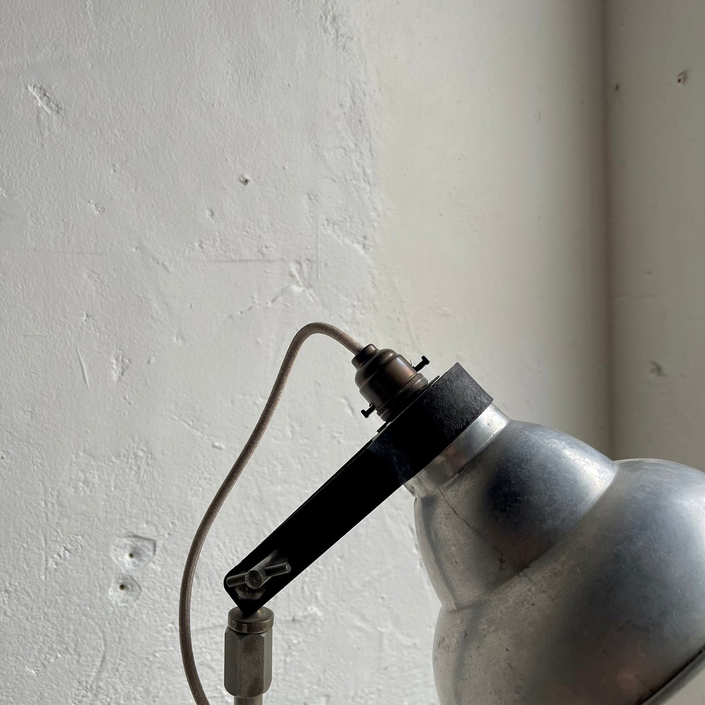 Vintage Tripod Floor Lamp - #1089