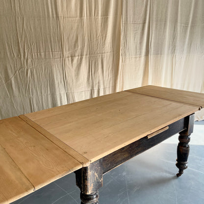 Antique Pine Farmhouse Extendable Table - #2261
