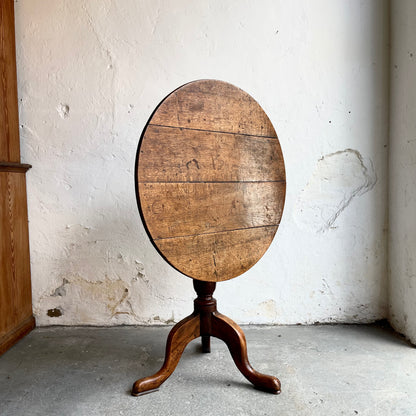 Antique Oak Tilt Top Table -#1615