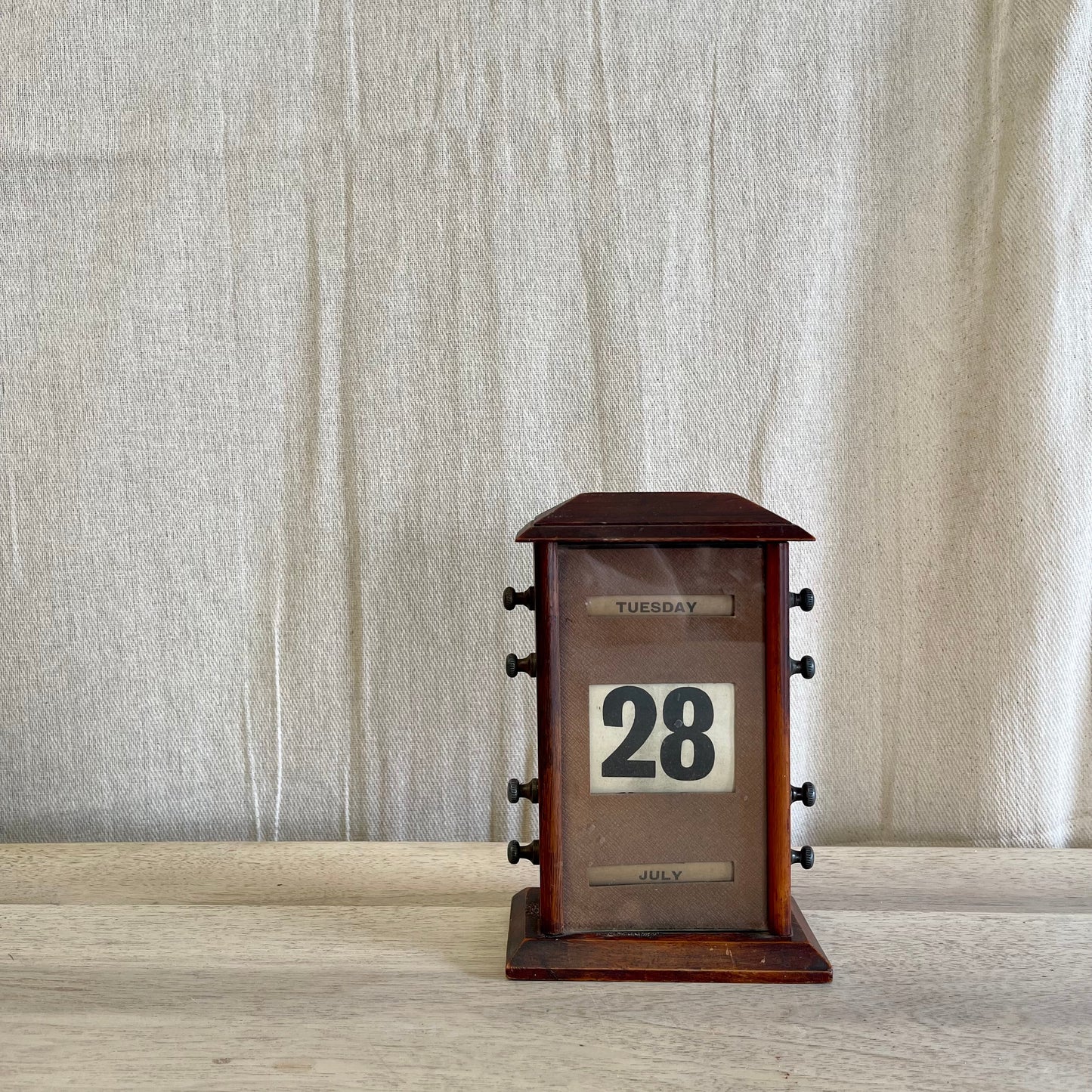Vintage Perpetual Calendar - #2152