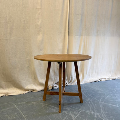 Vintage Pine Round Table - #2414