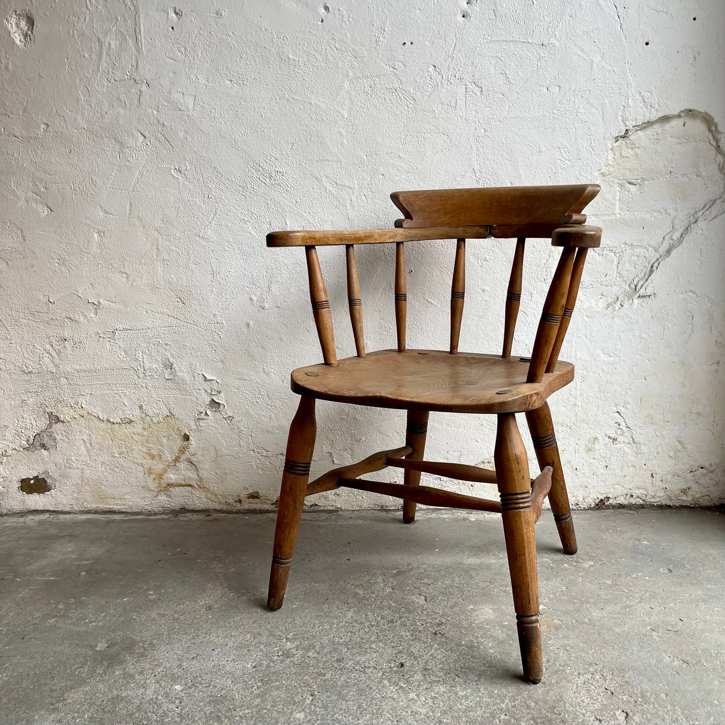 Antique Captains Chair