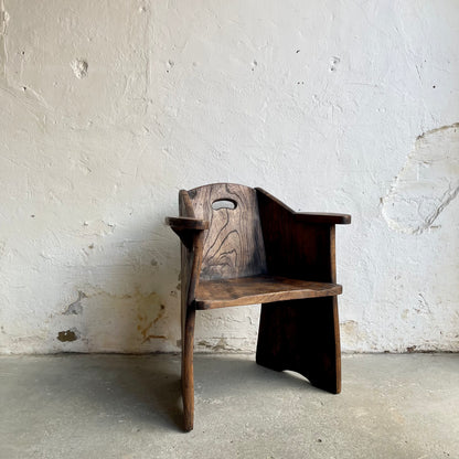 A Pair Of Vintage Elm Armchairs - #1865