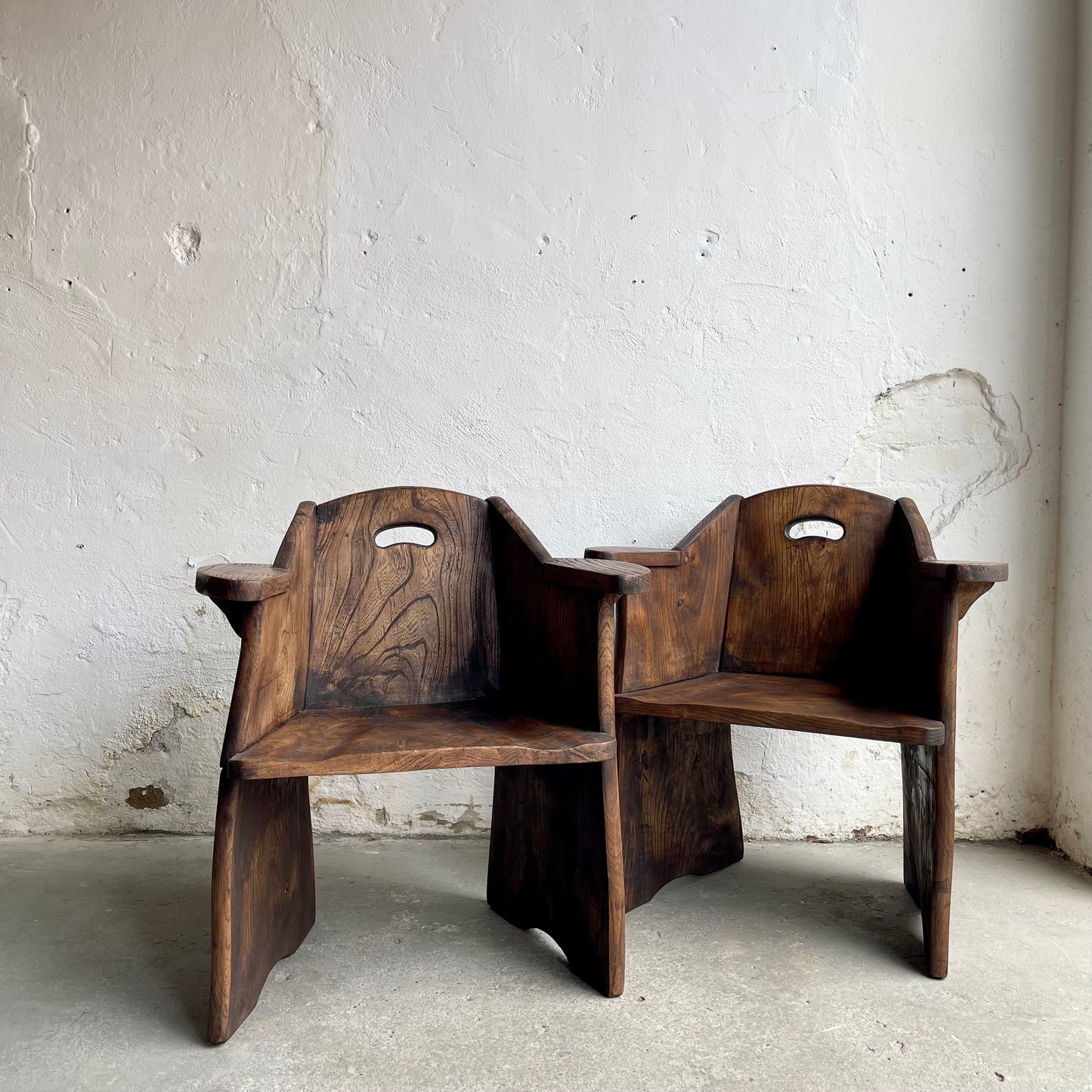 A Pair Of Vintage Elm Armchairs - #1865