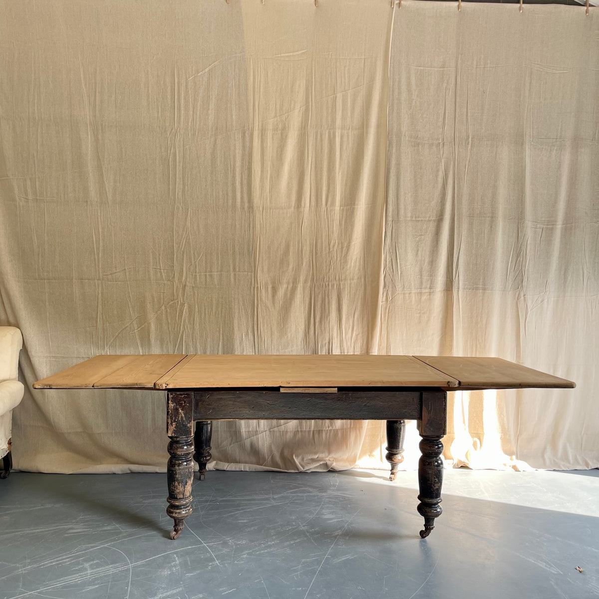 Antique Pine Farmhouse Extendable Table - #2261