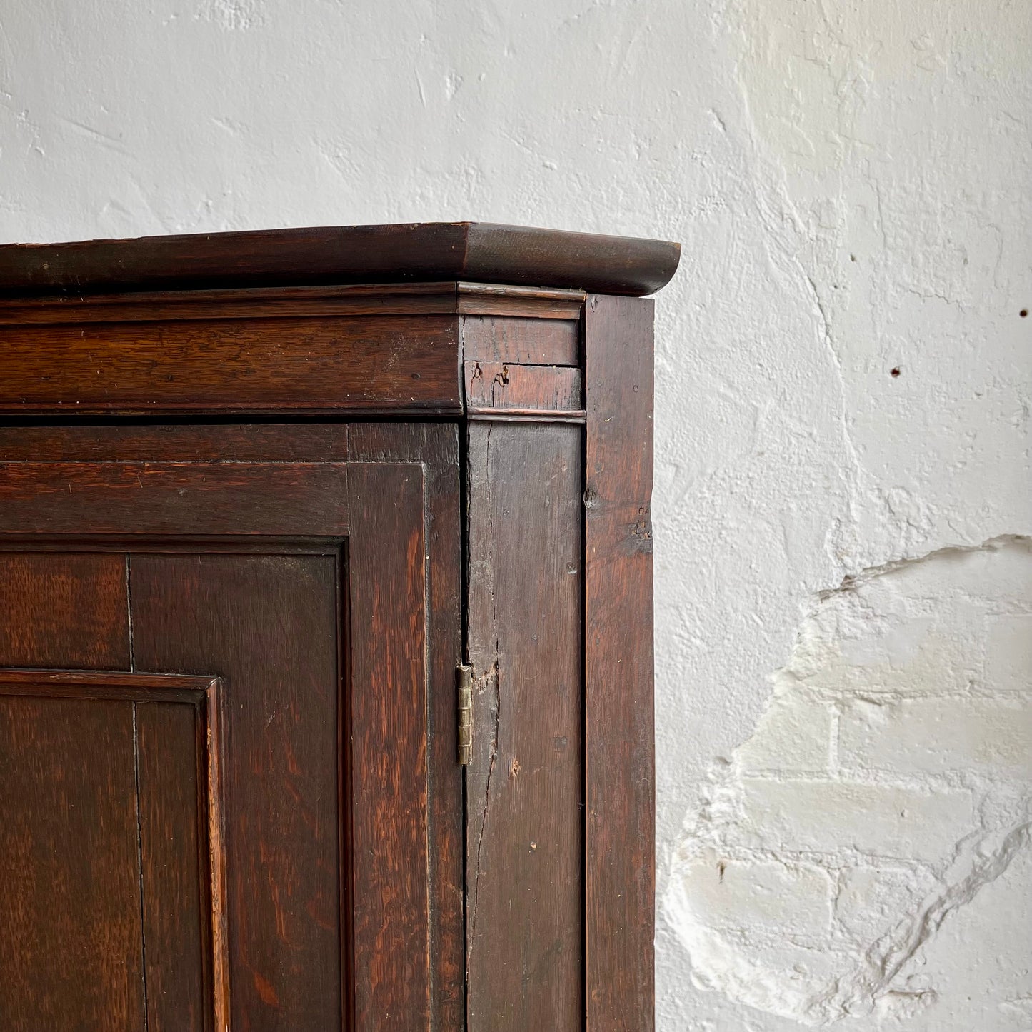 Antique Victorian Corner Cupboard -#1204